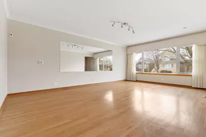 2931 N 76th Avenue, Elmwood Park, IL 60707 - Photo 4