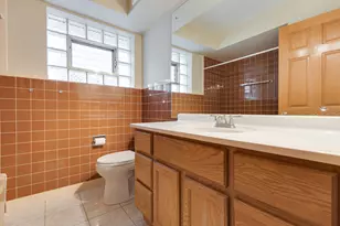 2931 N 76th Ave, Elmwood Park, IL 60707 - Photo 14