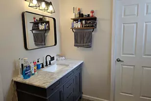 81 Dallas Dr, Harrisburg, IL 62946 - Photo 22