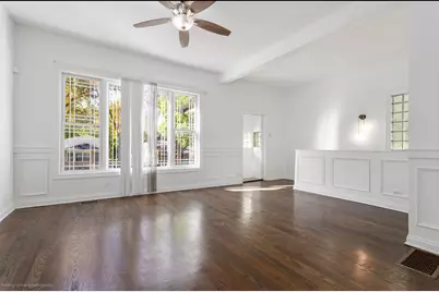 8821 S Princeton Avenue, Chicago, IL 60620 - Photo 2