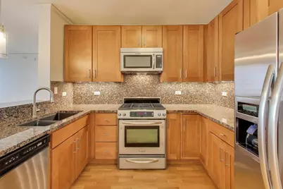 225 N Columbus Drive #6604, Chicago, IL 60601 - Photo 8