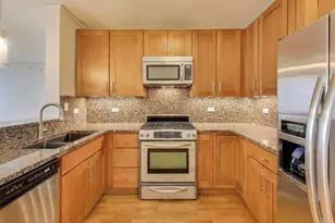 225 N Columbus Dr, Chicago, IL 60601 - Photo 8