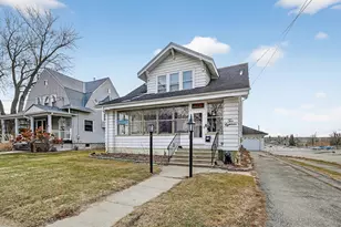 218 Lincoln Way, Dixon, IL 61021 - Photo 2