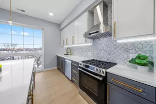 5830 N Lincoln Ave, Chicago, IL 60659 - Photo 4