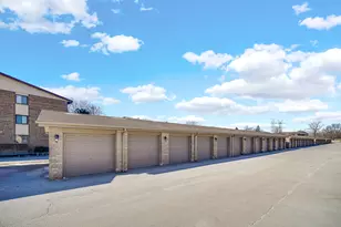 13953 W Leamington Dr, Crestwood, IL 60418 - Photo 24