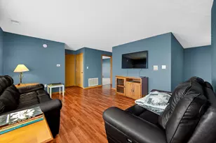 13953 W Leamington Dr, Crestwood, IL 60418 - Photo 10