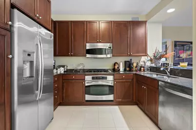 600 N Lake Shore Drive #407, Chicago, IL 60611 - Photo 4