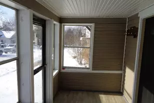 2342 17th Ave, Rockford, IL 61104 - Photo 6