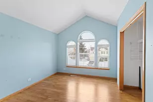 1917 W River Oaks Dr, Round Lake, IL 60073 - Photo 12