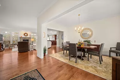 39W918 N Hathaway Lane, Geneva, IL 60134 - Photo 8