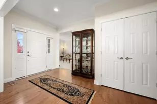 39W918 N Hathaway Ln, Geneva, IL 60134 - Photo 6