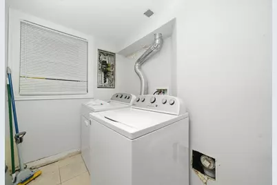 800 S 21st Avenue, Maywood, IL 60153 - Photo 18