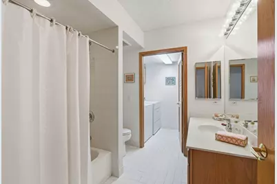 5055 W Madison Street #507, Skokie, IL 60077 - Photo 18