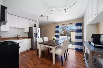 151 Egan Drive, Streamwood, IL 60107 - Photo 6