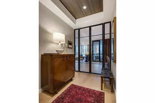 56 W Huron St, Chicago, IL 60654 - Photo 4