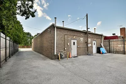 1157 E Algonquin Road, Des Plaines, IL 60016 - Photo 2