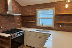 929 Kingsley Dr, Machesney Park, IL 61115 - Photo 4