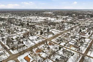 1017 N Main St, Wheaton, IL 60187 - Photo 32