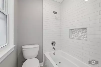 1017 N Main Street, Wheaton, IL 60187 - Photo 20