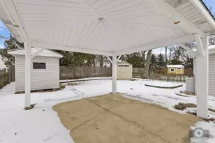 1017 N Main St, Wheaton, IL 60187 - Photo 28