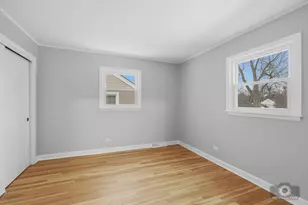 1017 N Main St, Wheaton, IL 60187 - Photo 14
