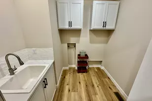 1927 Parkside Dr, Sycamore, IL 60178 - Photo 26