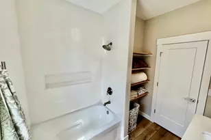 1927 Parkside Dr, Sycamore, IL 60178 - Photo 32