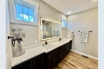 1927 Parkside Drive, Sycamore, IL 60178 - Photo 20