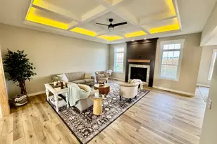 1927 Parkside Dr, Sycamore, IL 60178 - Photo 8