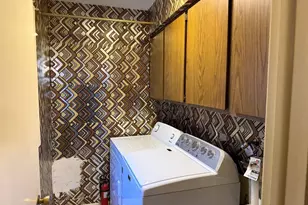 6247 N Kilpatrick Ave, Chicago, IL 60646 - Photo 16