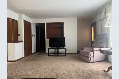 535 E 166th Place, South Holland, IL 60473 - Photo 2