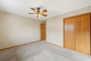 4311 N Grace St, Schiller Park, IL 60176 - Photo 8