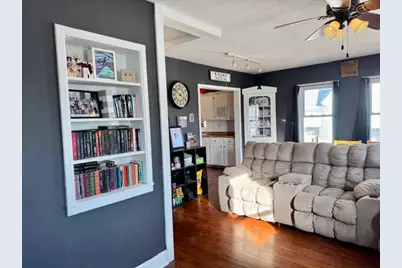 1212 2nd Avenue S, Clinton, IA 52732 - Photo 8