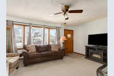 8736 S 51st Avenue, Oak Lawn, IL 60453 - Photo 4