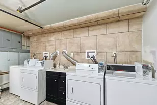 5151 W Agatite Ave, Chicago, IL 60630 - Photo 18