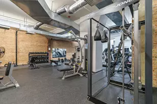 520 W Huron St, Chicago, IL 60654 - Photo 18