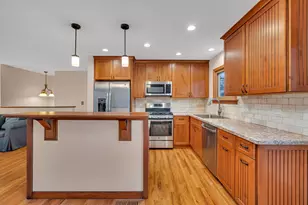 533 Hitchcock Ave, Lisle, IL 60532 - Photo 8