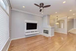 3339 Rosecroft Ln, Naperville, IL 60564 - Photo 10