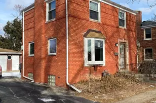 9822 Richard Ave, Franklin Park, IL 60131 - Photo 2