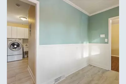 4701 Highcrest Road, Rockford, IL 61107 - Photo 14