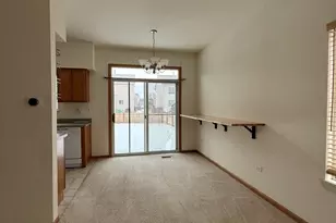 2562 Cesario Dr, Hampshire, IL 60140 - Photo 2