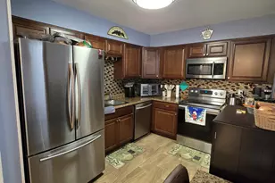 161 W Elk Trail W, Carol Stream, IL 60188 - Photo 4