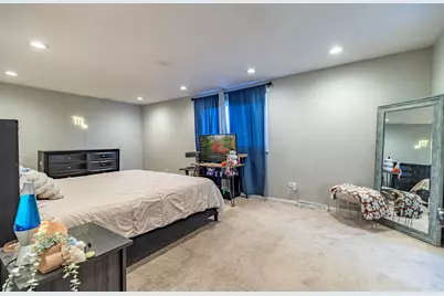 13415 S Mackinaw Avenue, Chicago, IL 60633 - Photo 12