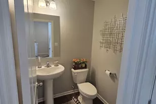 719 Wellington Ln, Cary, IL 60013 - Photo 14