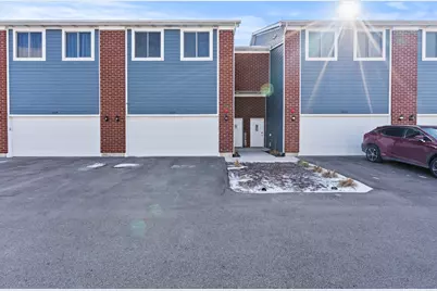 1016 Gillespie Lane, Yorkville, IL 60560 - Photo 2