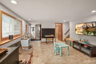 326 W Morris Ave, Lombard, IL 60148 - Photo 8