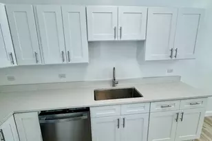 763 Cambridge Ave, Matteson, IL 60443 - Photo 8