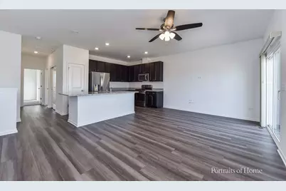 4273 Chelsea Manor Circle E, Aurora, IL 60504 - Photo 8