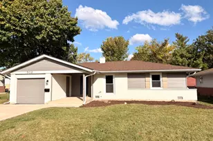 502 Oakton St, Elk Grove Village, IL 60007 - Photo 1