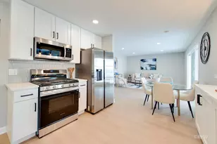502 Oakton St, Elk Grove Village, IL 60007 - Photo 10